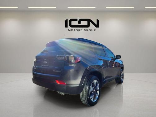 Granite Crystal Metallic Clearcoat 2021 Jeep Compass Limited