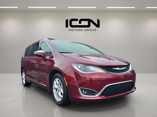 Velvet Red Pearlcoat 2020 Chrysler Pacifica Limited