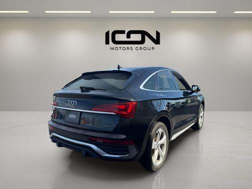 Mythos Black Metallic 2023 Audi Q5 45 S line Premium Plus