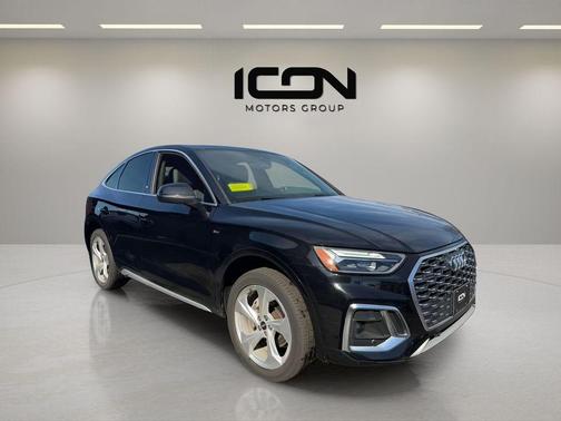 Mythos Black Metallic 2023 Audi Q5 45 S line Premium Plus