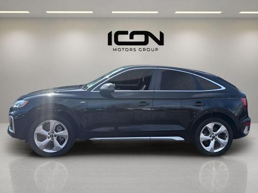 Mythos Black Metallic 2023 Audi Q5 45 S line Premium Plus