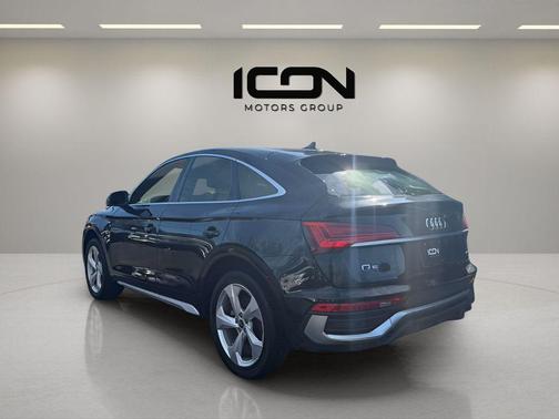 Mythos Black Metallic 2023 Audi Q5 45 S line Premium Plus