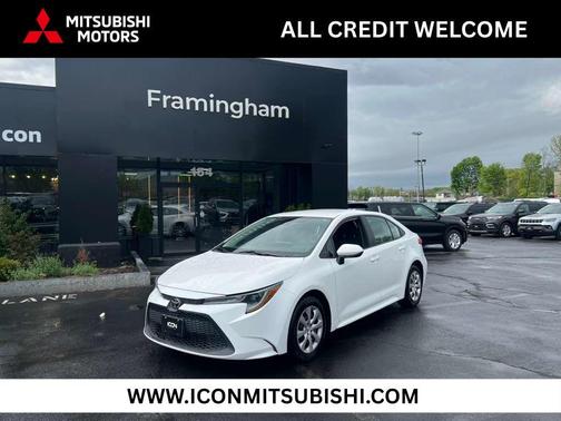 Super White 2021 Toyota Corolla LE