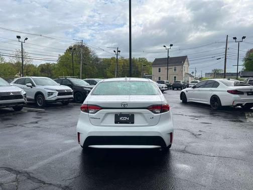 Super White 2021 Toyota Corolla LE