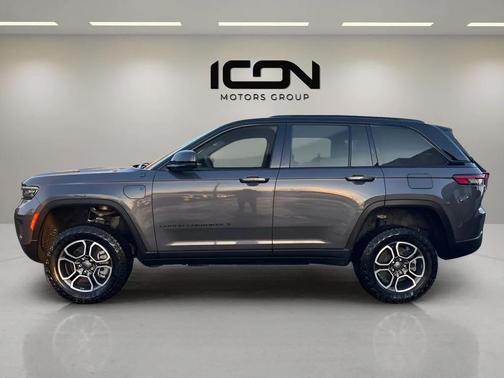 2023 Jeep Grand Cherokee 4xe Trailhawk
