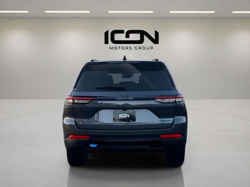 2023 Jeep Grand Cherokee 4xe Trailhawk
