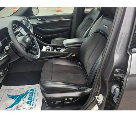 2023 Jeep Grand Cherokee 4xe Trailhawk