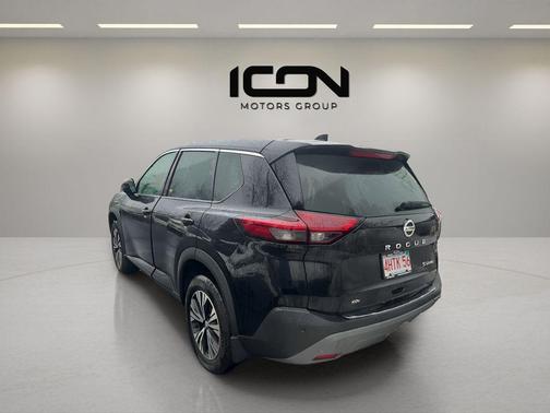Super Black 2021 Nissan Rogue SV