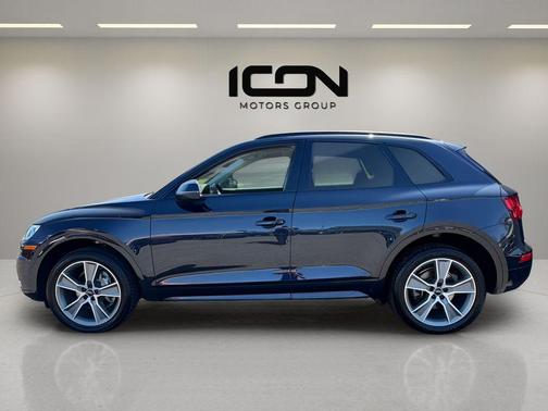 Moonlight Blue Metallic 2019 Audi Q5 2.0T Premium Plus