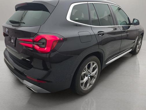 Jet Black 2023 BMW X3 xDrive30i