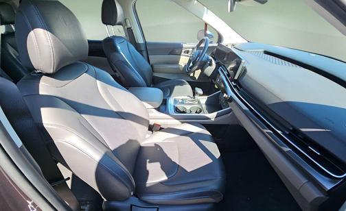 Deep Chroma Blue 2025 Kia Carnival LXS