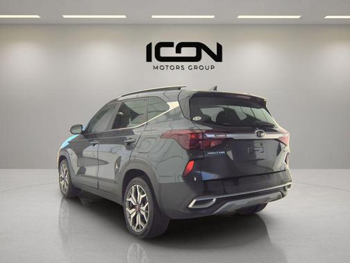 Gravity Gray 2021 Kia Seltos S Turbo