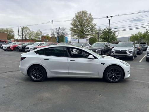 Pearl White Multi-Coat 2021 Tesla Model 3 Long Range