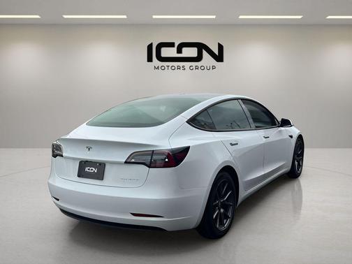 Pearl White Multi-Coat 2021 Tesla Model 3 Long Range