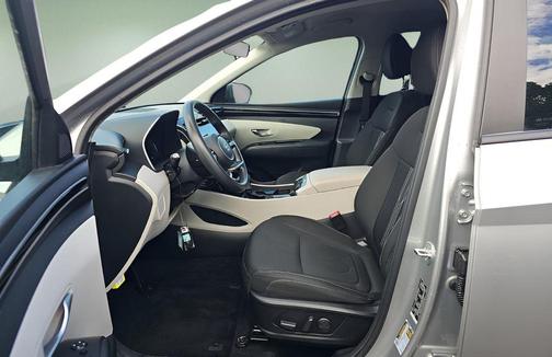 Shimmering Silver 2024 Hyundai TUCSON SEL