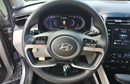 Shimmering Silver 2024 Hyundai TUCSON SEL
