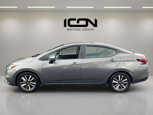 Gun Metallic 2021 Nissan Versa 1.6 SV