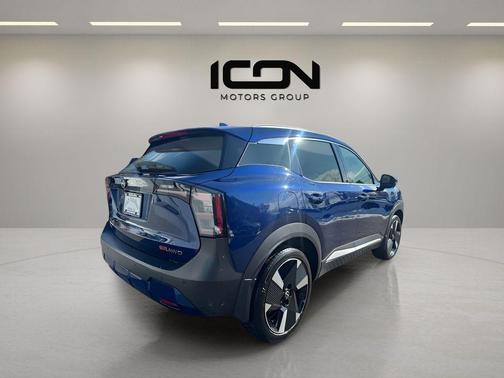 Deep Blue Pearl 2025 Nissan Kicks SR