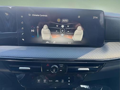 Deep Blue Pearl 2025 Nissan Kicks SR