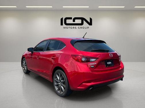 Soul Red Metallic 2018 Mazda Mazda3 Touring