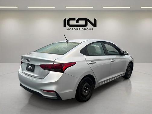 2021 Hyundai Accent SE