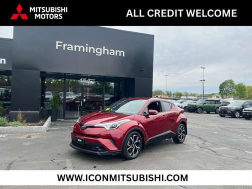 Blizzard Pearl 2018 Toyota C-HR XLE