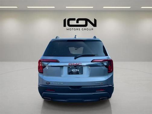2023 GMC Acadia AWD AT4