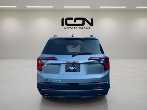 2023 GMC Acadia AWD AT4