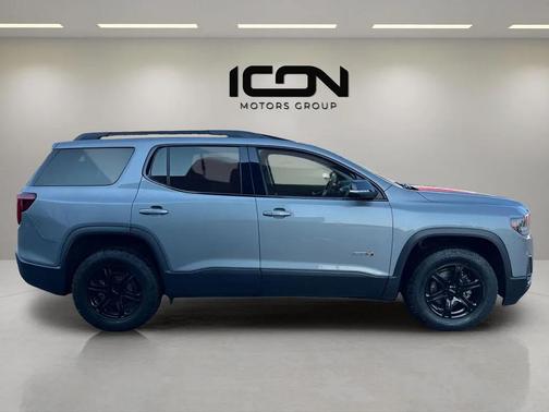 2023 GMC Acadia AWD AT4