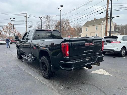 2022 GMC Sierra 2500 Denali