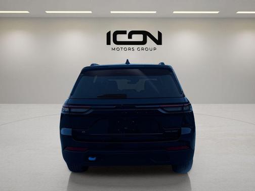 2023 Jeep Grand Cherokee 4xe Trailhawk