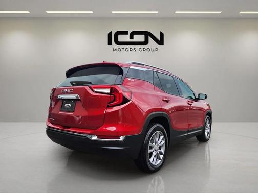 2022 GMC Terrain SLT