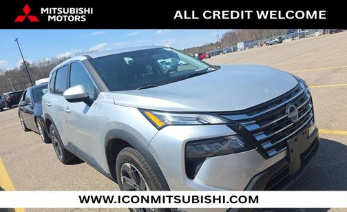 Brilliant Silver Metallic 2024 Nissan Rogue SV