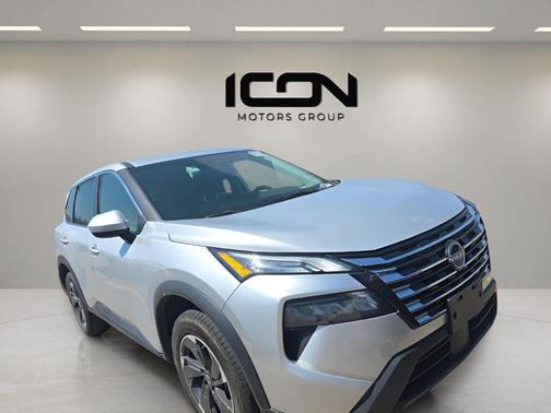 Brilliant Silver Metallic 2024 Nissan Rogue SV