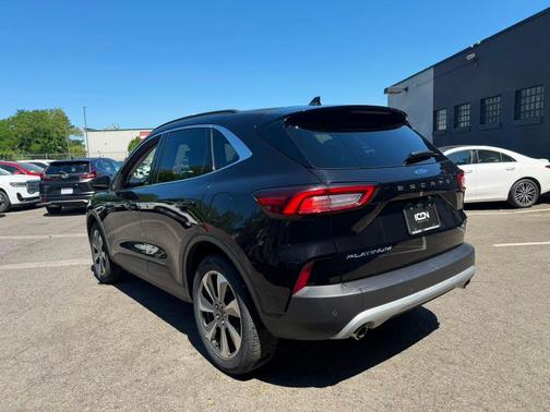Agate Black Metallic 2024 Ford Escape Platinum
