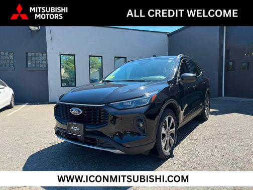 Agate Black Metallic 2024 Ford Escape Platinum