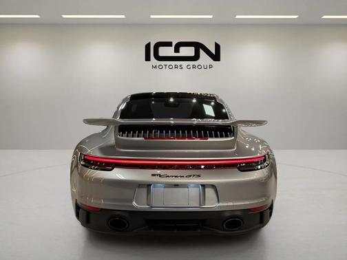 2024 Porsche 911 Carrera GTS