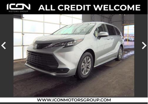 2024 Toyota Sienna LE