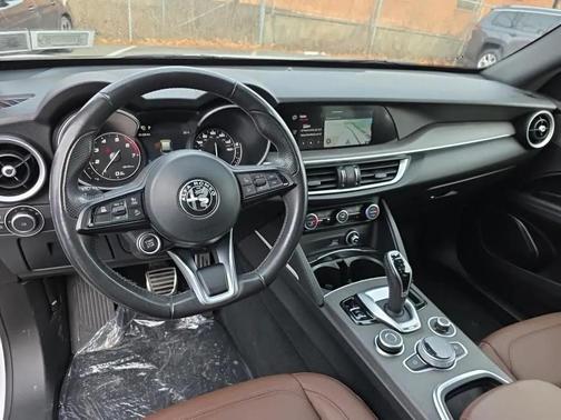 2023 Alfa Romeo Stelvio Ti