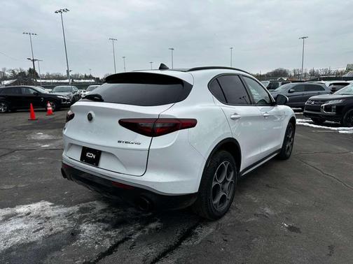 2023 Alfa Romeo Stelvio Ti