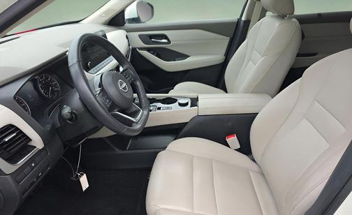 Pearl White Tricoat 2023 Nissan Rogue SL