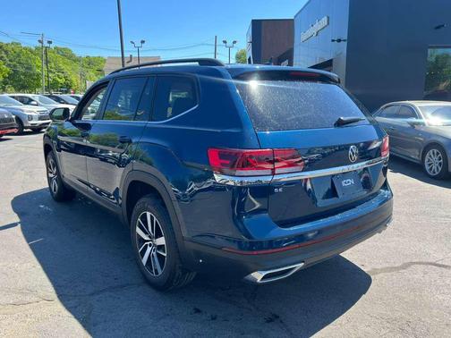 Tourmaline Blue Metallic 2023 Volkswagen Atlas 2.0T SE
