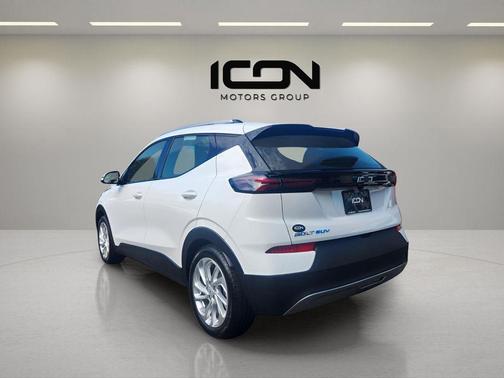 2023 Chevrolet Bolt EUV FWD LT