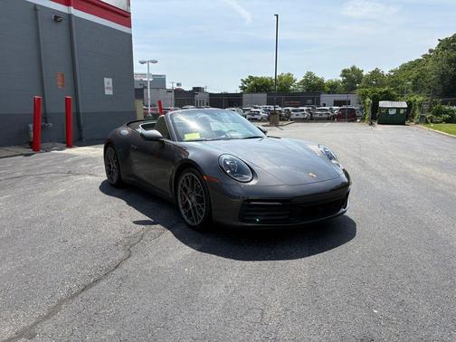 Agate Grey Metallic 2020 Porsche 911 Carrera 4S Cabriolet