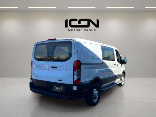 Oxford White 2023 Ford Transit-250 Base
