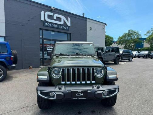 Sarge Green Clearcoat 2023 Jeep Wrangler 4-Door Sahara