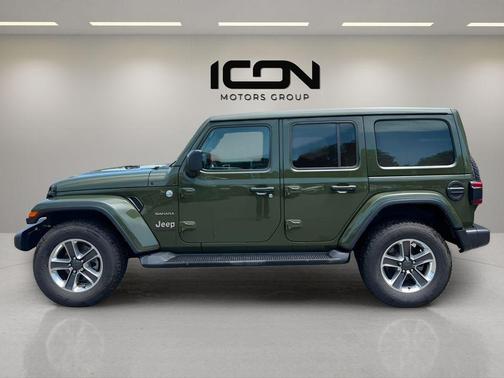 Sarge Green Clearcoat 2023 Jeep Wrangler 4-Door Sahara