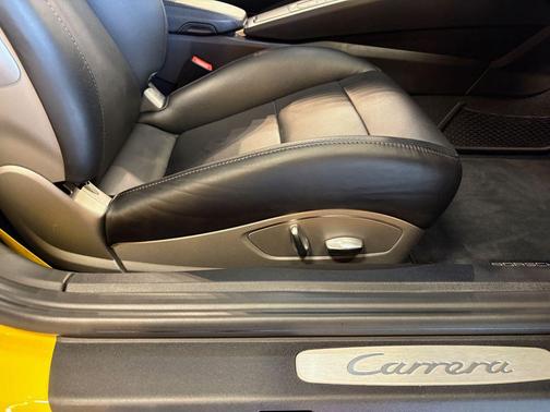 2017 Porsche 911 Carrera