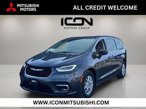 Granite Crystal Metallic Clearcoat 2022 Chrysler Pacifica Touring L