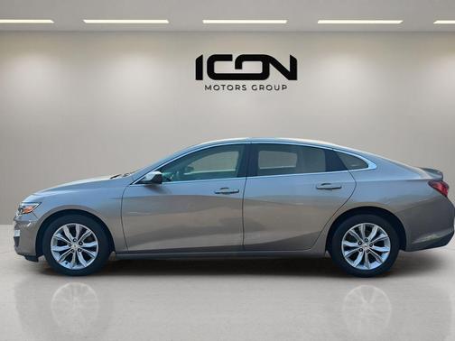 Mineral Gray Metallic 2022 Chevrolet Malibu FWD LT